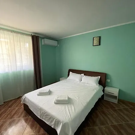 Gasthuis Casa Alleria Două Mai