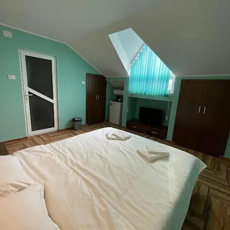 Casa Alleria Două Mai