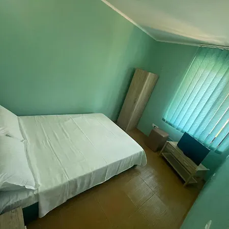 Casa Alleria Konukevi Două Mai